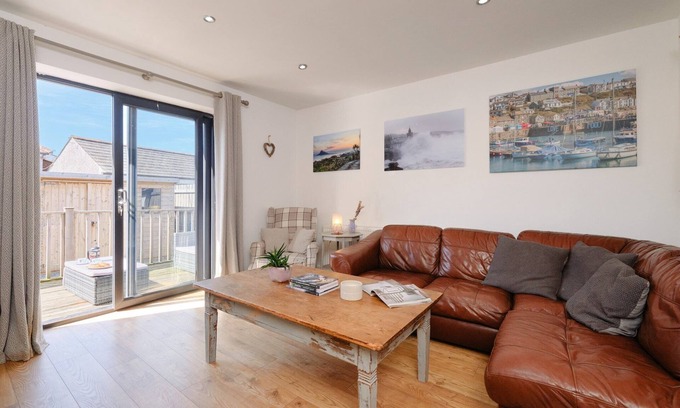 Porthleven House | House in Porthleven near the Harbour & Beach