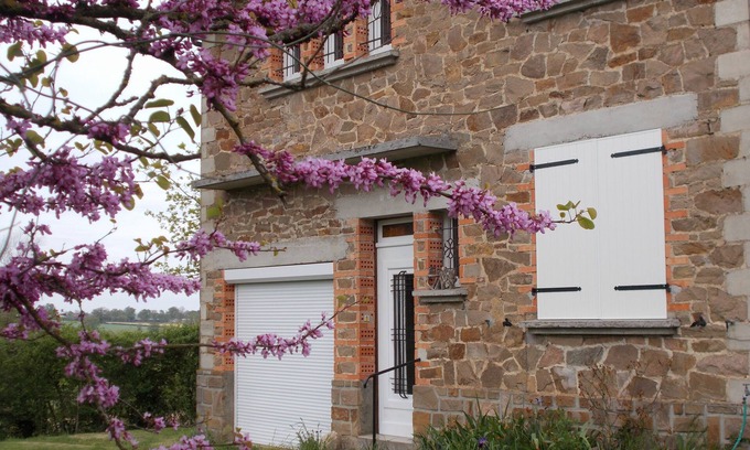 Ledergues House | House in the country