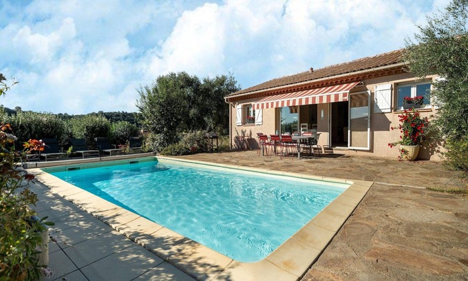 Roquebrun Villa | House in the south of France with private pool