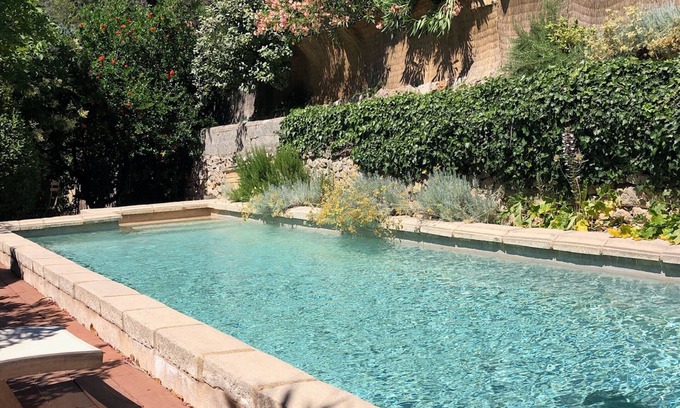 Cotignac House | House in Village, Swimming pool, Garden + Annexe. Panoramic view, sleeps 8