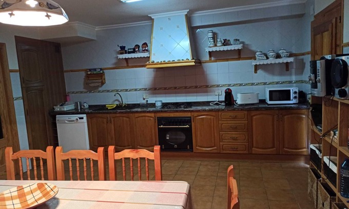 Puertomingalvo Cottage | House Mercedes Puertomingalvo