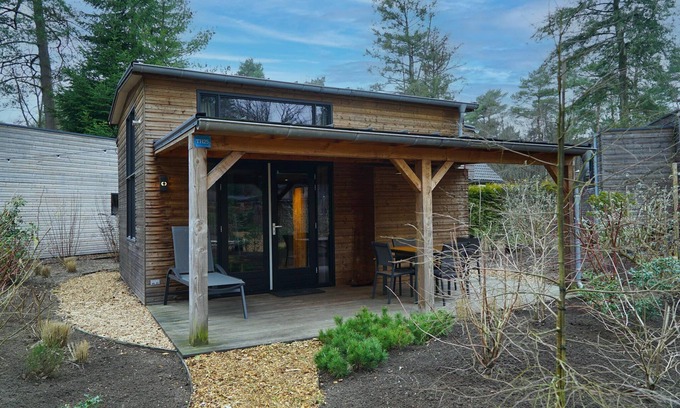 Beekbergen-Zuid Ski Chalet | House near the Hoge Veluwe National Park