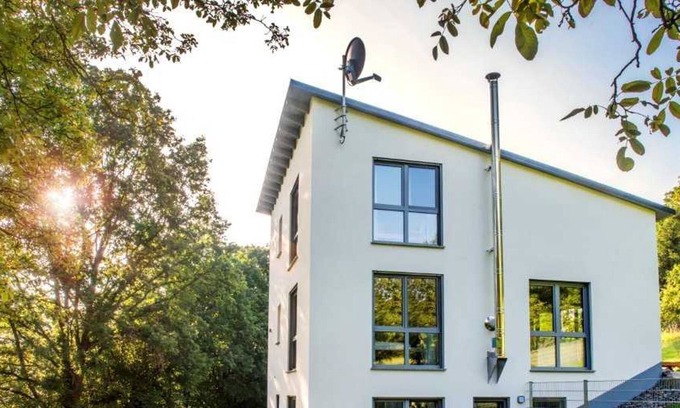 Wald-Michelbach House | House shepherds Blade - House shepherds blades