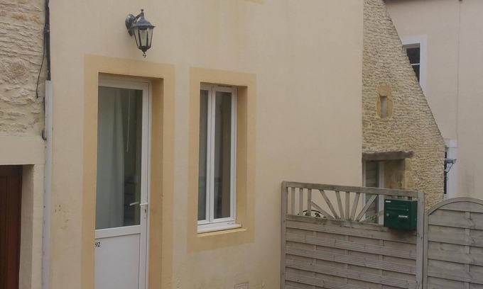Grandcamp-Maisy House | House type fisherman's house with living room, kitchen, bathrooms, 2 bedrooms