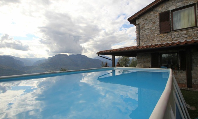 Coreglia Antelminelli House | House with Pool and great panoramic views