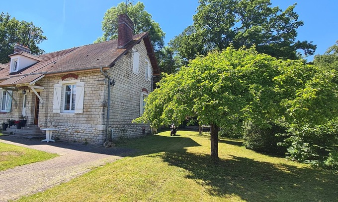 Avilly-Saint-Leonard House | House with garden CHANTILLY, SENLIS, PARC ASTERIX