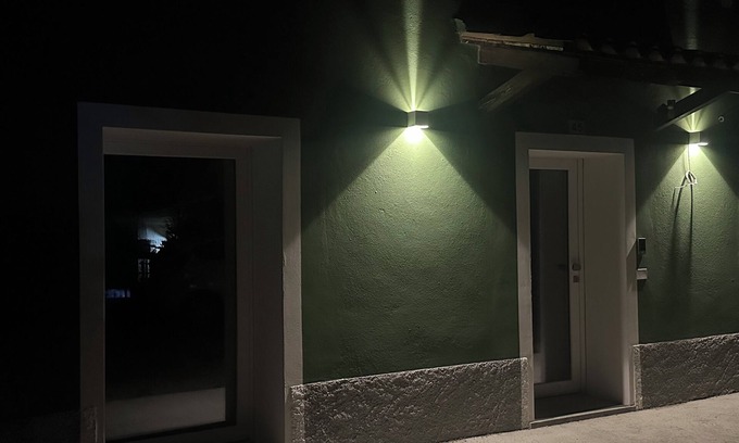 Cavaion Veronese House | House with garden and private parking. Cellar and sauna