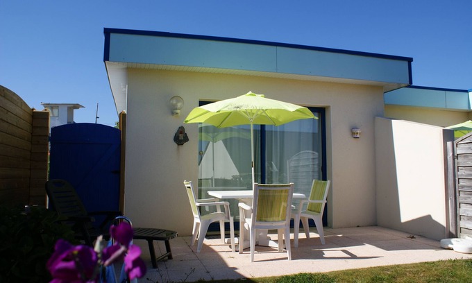 Le Conquet House | House with heated pool and 100m from the beach in Le Conquet