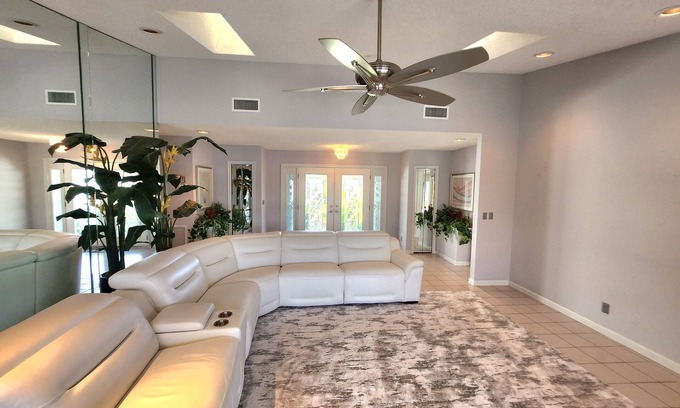 Wellington House | House with Pool near POLO area in Wellington