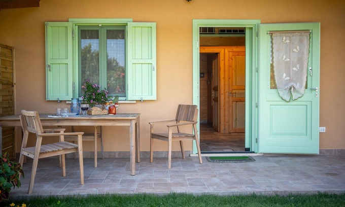 San Brizio Apartment | House with porch and garden (fully accessible)