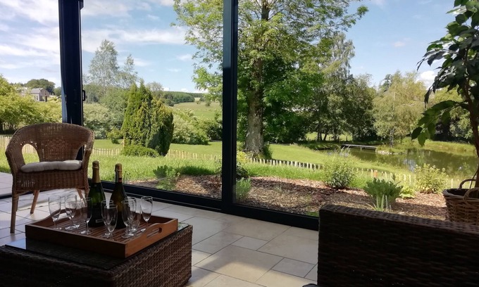 Tavigny Cottage | House with veranda, 5 bedrooms, 2 bathrooms