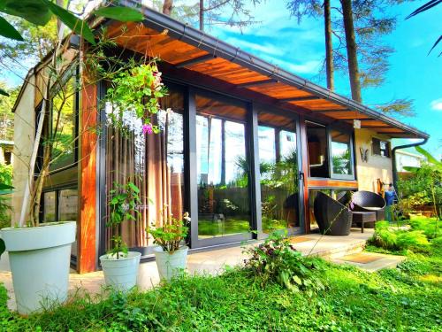 Ureki House | House & Yard Sesil XS 60m to beach