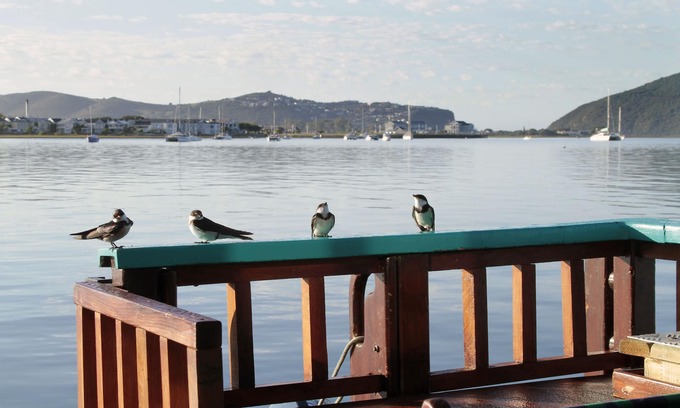 Knysna Boat Rental | Houseboat in Knysna, beautiful views,spacious, relaxing and in a unique location
