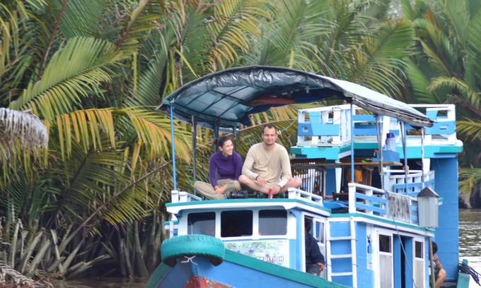 Kumai Boat Rental | Houseboat Kelotok Orangutan River Safari