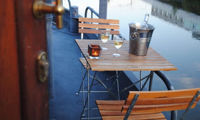 Muinkparkwijk Boat Rental | houseboat near city center