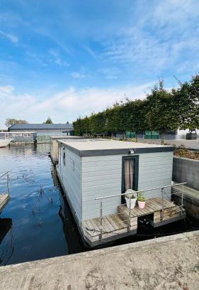Zwartsluis Apartment | Houseboat XL Zwartsluis 1