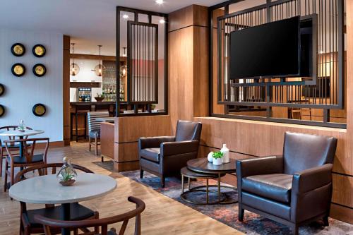 Westchase Hotel | Houston Marriott Westchase