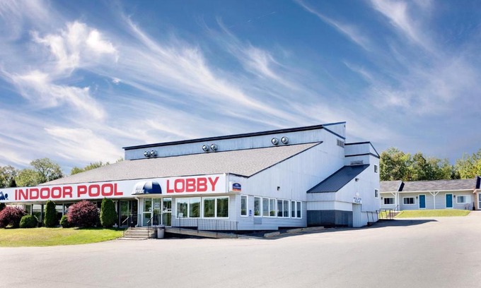 Woodstock Hotel | Howard Johnson by Wyndham Woodstock NB