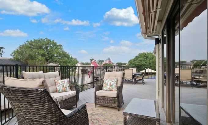 Horseshoe Bay House | Howdy House at Horseshoe Bay Beautiful waterfront home on lake LBJ with POOL!
