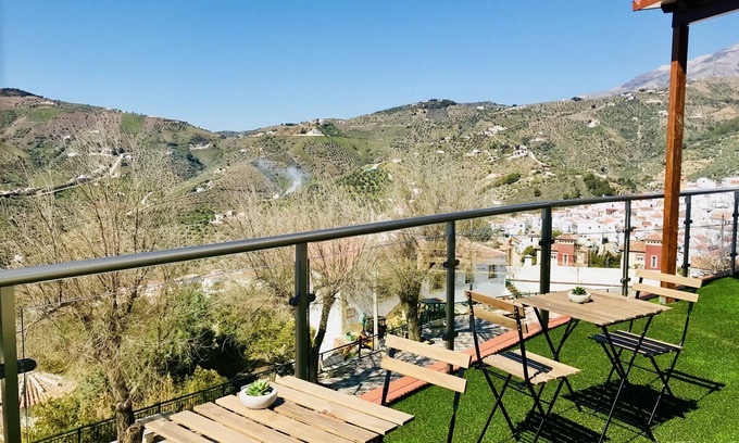 Canillas de Albaida Hotel | HR Mirador