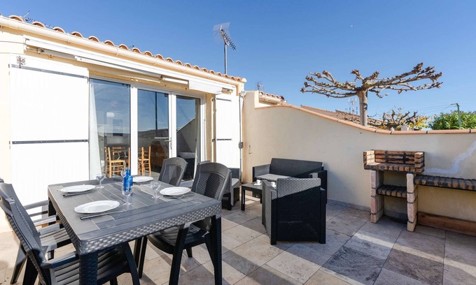 Saint-Pierre-la-Mer House | HSP76 1-room flat on 2 levels in a residential complex with communal swimming pool