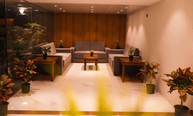 Andheri West Hotel | Hsquare Hotel Andheri West