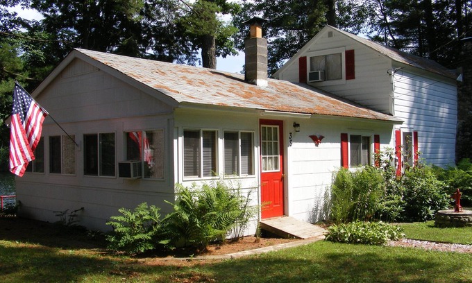 Corinth House | Hudson River waterfront central to Saratoga and Lake George