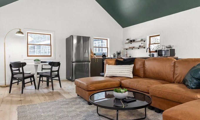 Hillsdale House | Hudson valley and The Berkshires Cottage