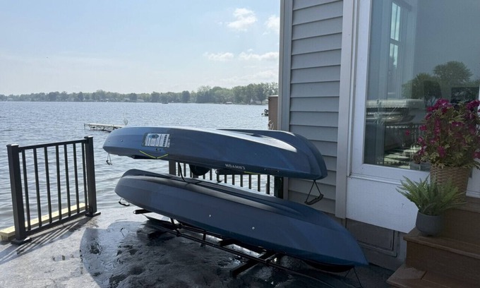 Cicero House | Huge 4BR Lake House | Lake Front | Hot Tub | Pets