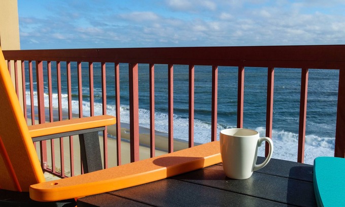 North Ocean City Condo | Huge Oceanfront Balcony | 3BR | 2 King Rooms | Pool | Perfect spot for families!