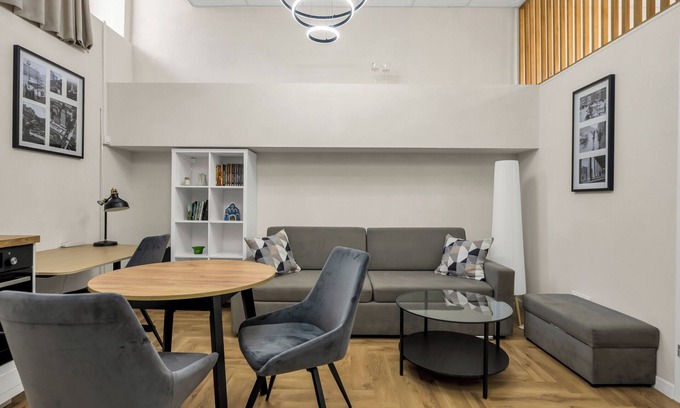 Muranow Apartment | Humblebee Nest Muranów B
