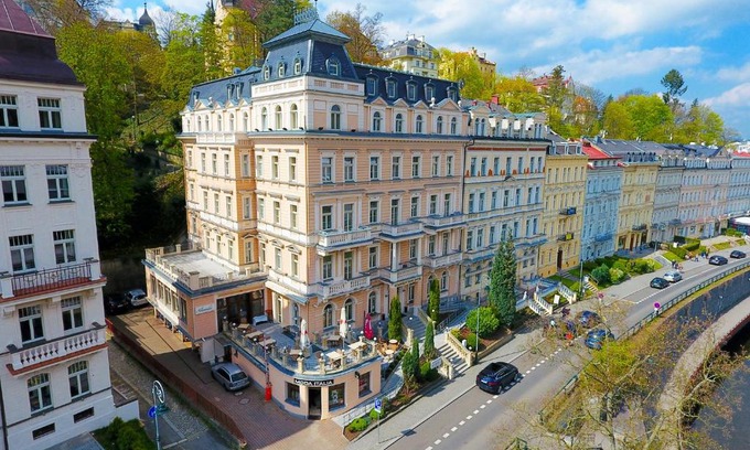 Karlovy Vary Hotel | Humboldt Park Hotel & Spa