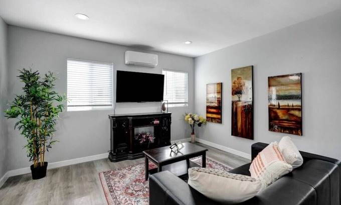 South el Monte House | Hummingbird's Homey Hideaway: 2BR Urban Retreat with King Bed, Split AC, Spacious Patio, and Convenient Parking!