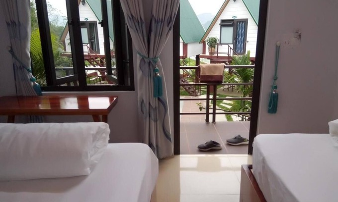 Son Trach Hotel | Hung Phat Bungalow