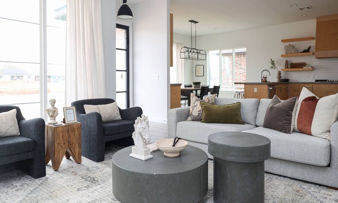 Bixby House | Hunter Haven: South Tulsa Modern Luxury