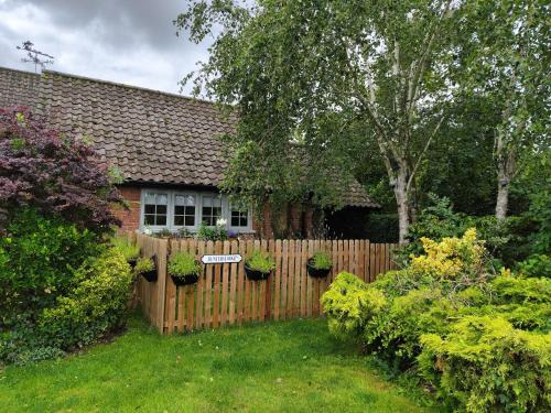 Great Moulton House | Hunters Lodge