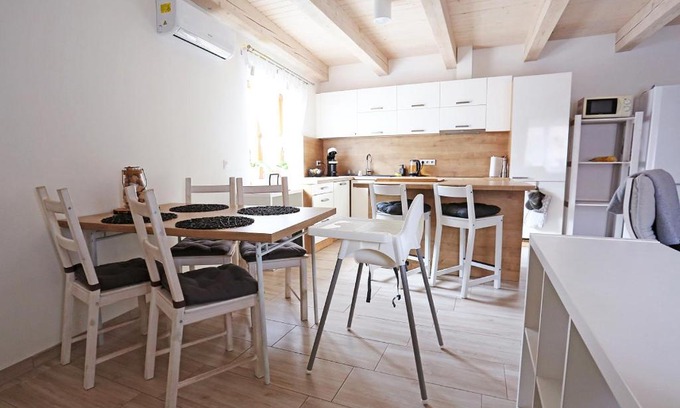 Libice nad Cidlinou House | Husovka No135