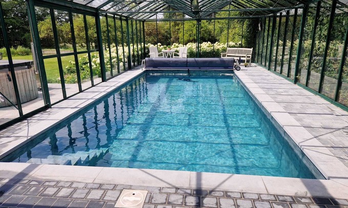 Beernem House | Huswell - Holiday home for 10,indoor swimming pool