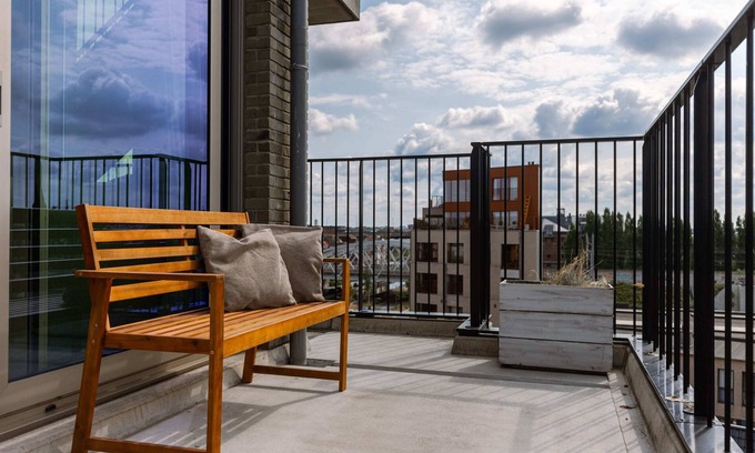 Den Dam Apartment | Huswell - Modern apartment in a central location