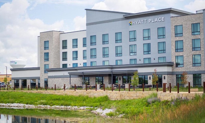 Berwick Hotel | Hyatt Place Altoona/Des Moines