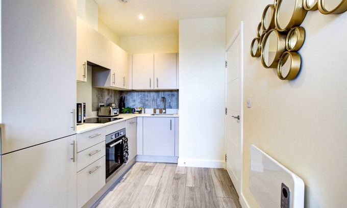 Sutton Apartment | Hybrid Resi - Sutton 1 Bed Apartment
