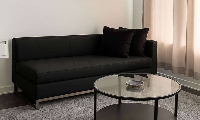 East Hyde Park Apartment | Hyde Park Nook | Cozy Studio