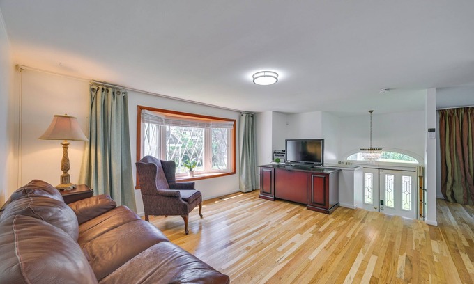 Hyde Park House | Hyde Park Vacation Rental ~ 11 Mi to Boston!