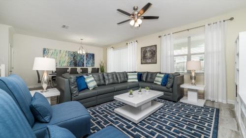 Southampton House | HZD9088