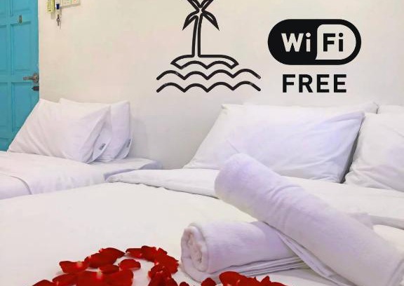 Batu Buruk House | IBAI BEACH GUESTHOUSE