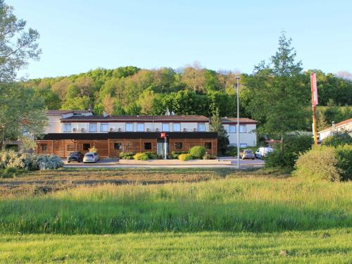 Aurillac Hotel | ibis Aurillac