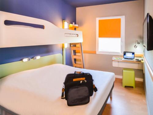 Saint-Martin-de-Crau Hotel | Ibis Budget Porte de Camargue