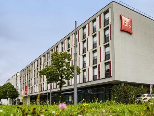 Land in Sonne Hotel | ibis Hotel Muenchen City West