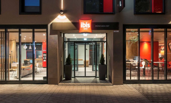 Berg am Laim Hotel | Ibis Muenchen City Ost