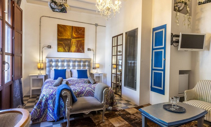 Ibiza City Centre Hostel | Ibiza Boutique Guest House